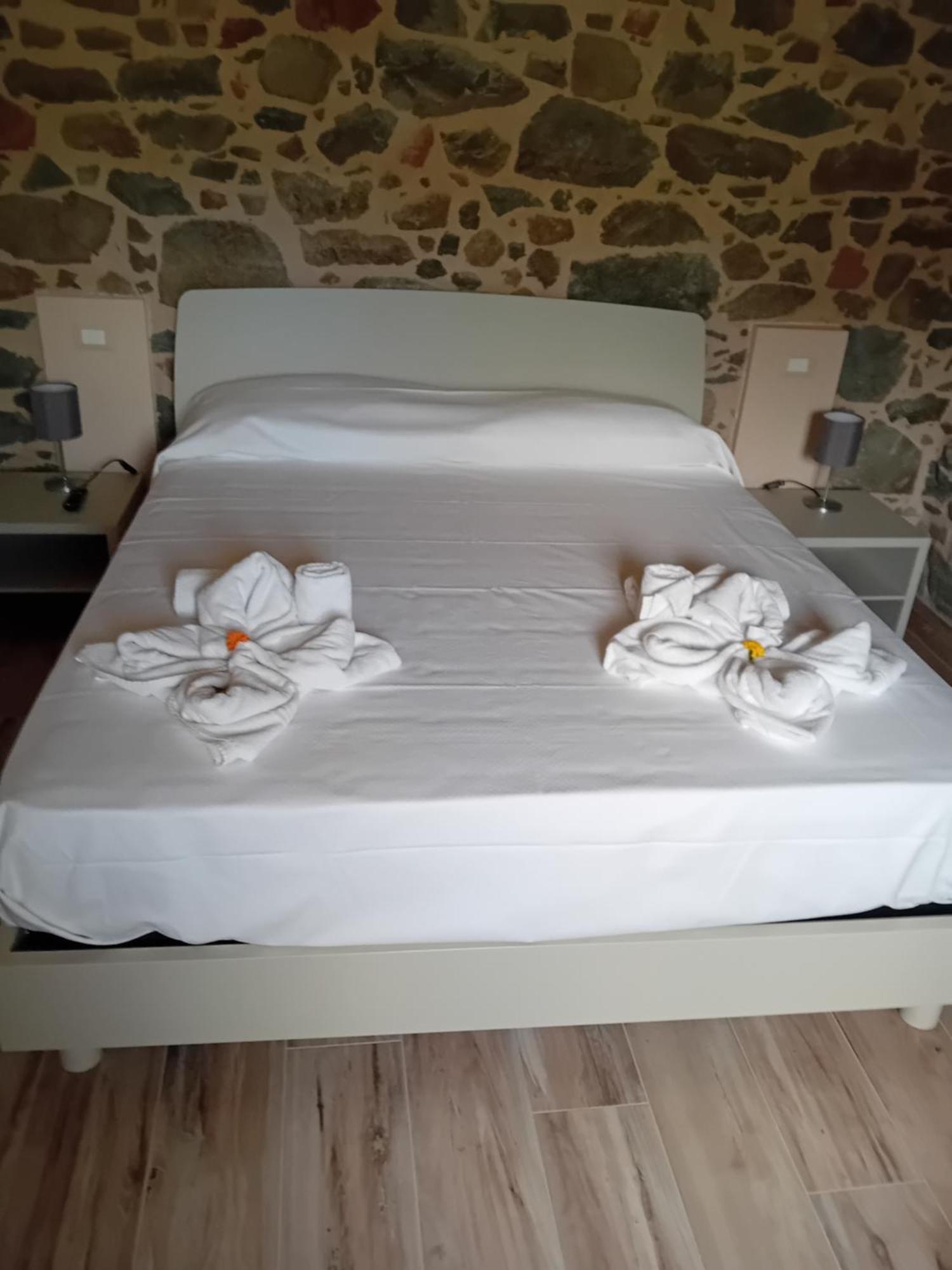 Casa Vacanze Raggio Di Sole Grotte  Phòng bức ảnh
